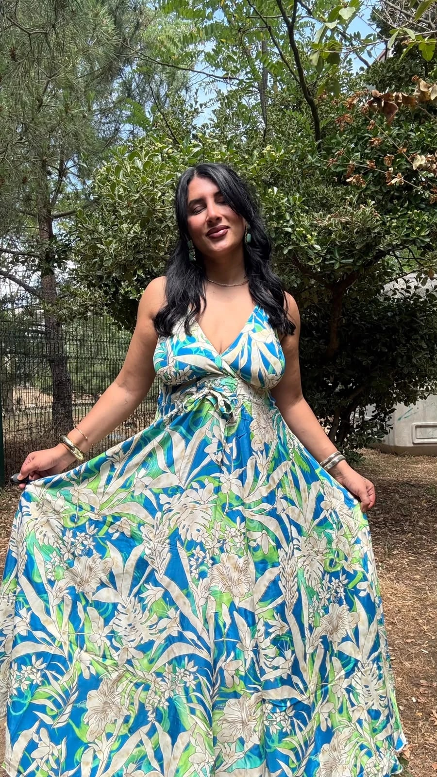 Diana Elbise hover